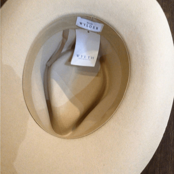 NEW! Wyeth Wylder Olin Cowgirl main image 4